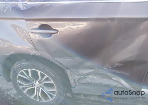 2016 Mitsubishi Outlander Gt z USA, uszkodzony, nr VIN JA4JZ4AXXGZ043774